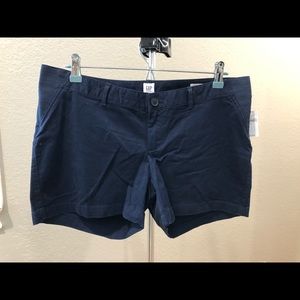 Gap maternity shorts